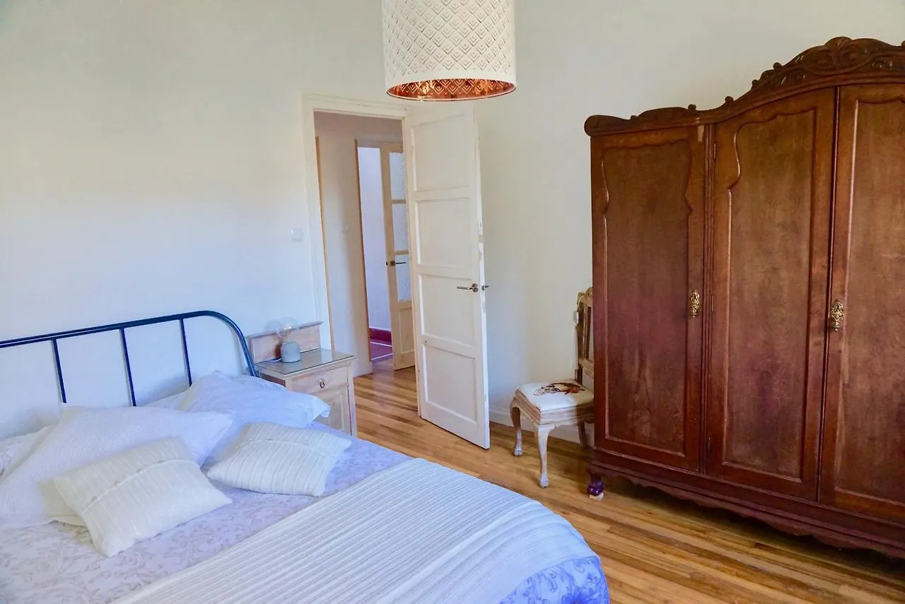 Gondra Hotel Busturia Guest house